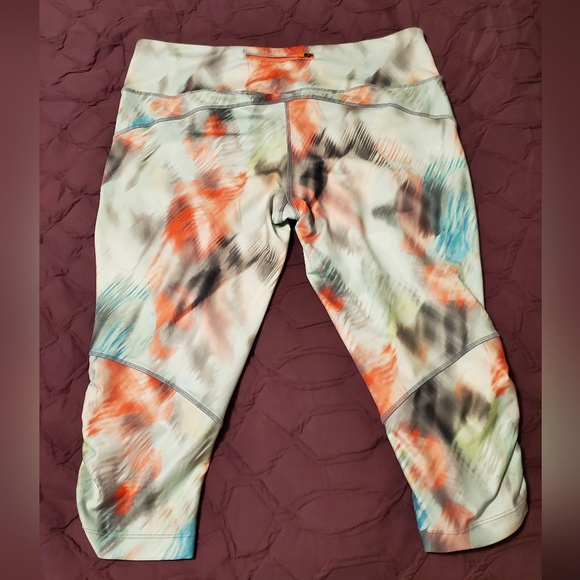 MPG athletic capri legging - Picture 2 of 5